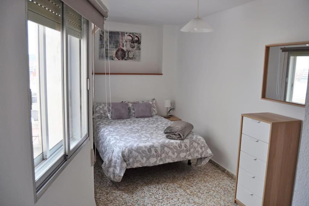 Apartamento Amplio Y Luminoso Plaza America, Wifi Lägenhet Alicante Exteriör bild